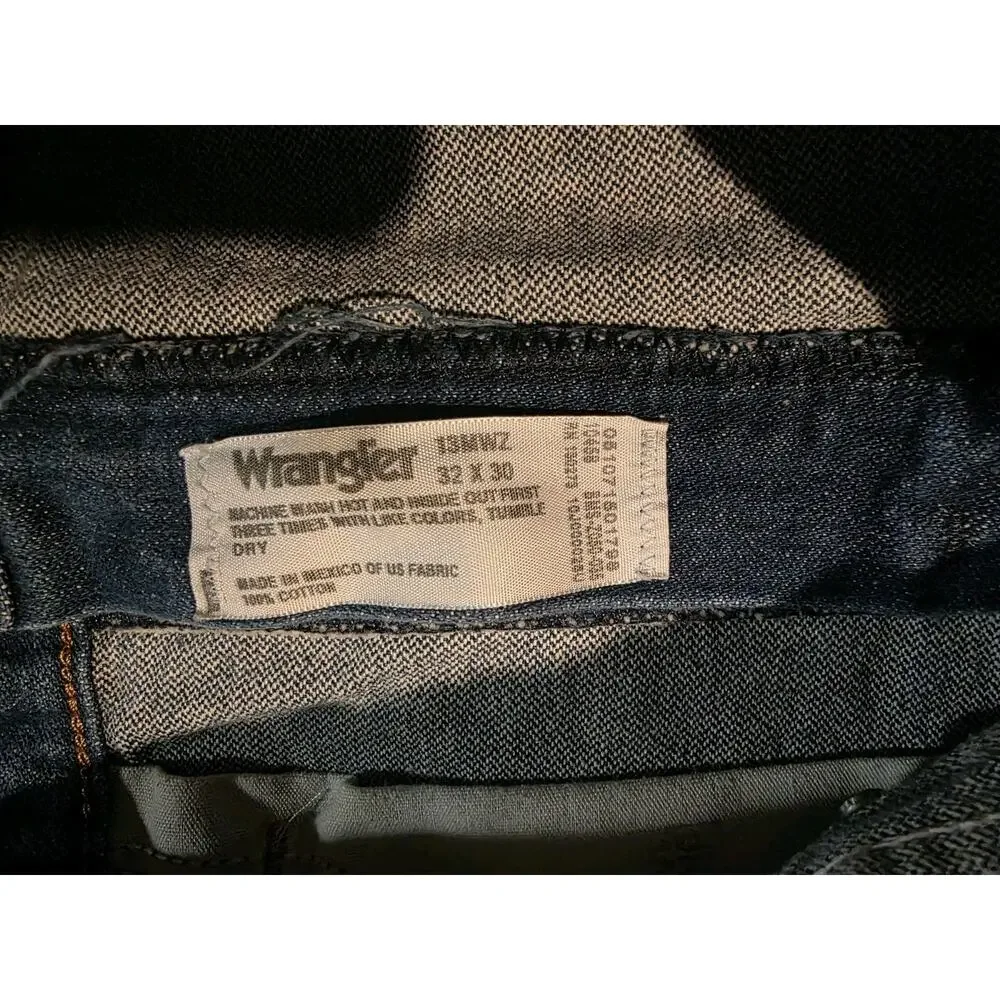 Wrangler Jeans Mens 32x30 Blue Western Straight Cowboy Work Denim Classic